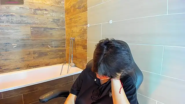 Snapshot of Bryce_Evans chatting on March 2025 03:24:02 PM Bryce Evans online show from March 2025 03:24:02 PM