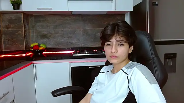 Snapshot of Bryce_Evans chatting on November 2025 03:23:02 PM Bryce Evans online show from November 2025 03:23:02 PM