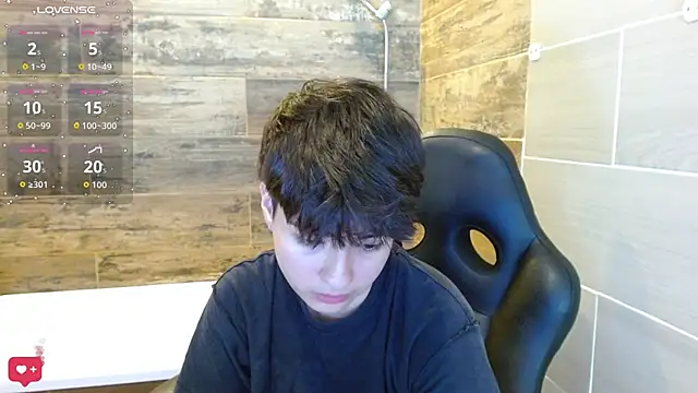 Snapshot of Bryce_Evans chatting on March 2026 03:19:02 PM Bryce Evans online show from March 2026 03:19:02 PM