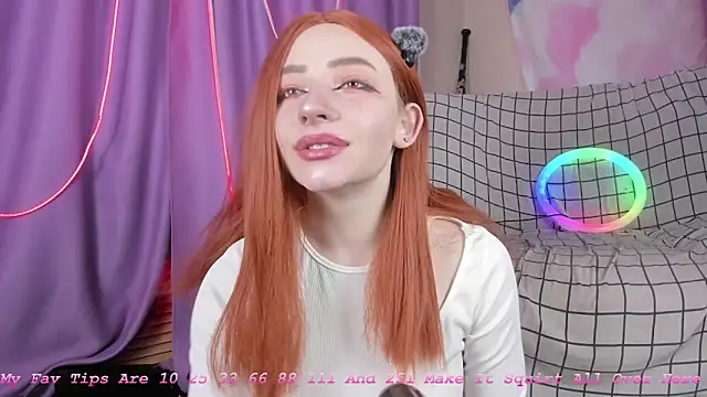 Snapshot of Lexy_Lovy chatting on October 2025 06:54:02 AM Lexy Lovy online show from October 2025 06:54:02 AM