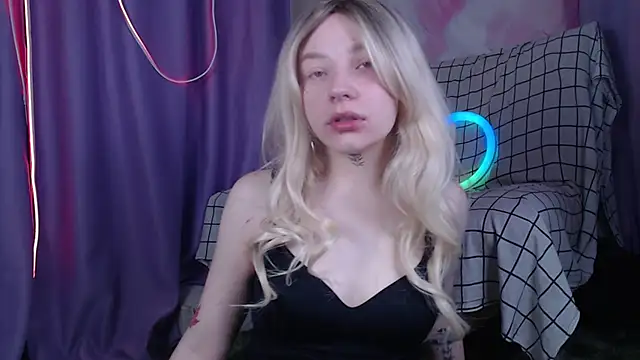 Snapshot of Lexy_Lovy chatting on October 2025 07:49:02 AM Lexy Lovy online show from October 2025 07:49:02 AM