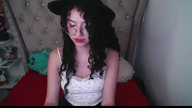 CherieCurl online show from November 2025 12:09:01 AM