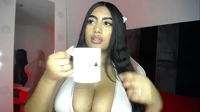 Karla thompson   online show from April 2026 02:25:02 AM