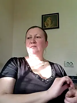 Snapshot of blondyaguar chatting on March 2025 02:08:01 PM blondyaguar online show from March 2025 02:08:01 PM