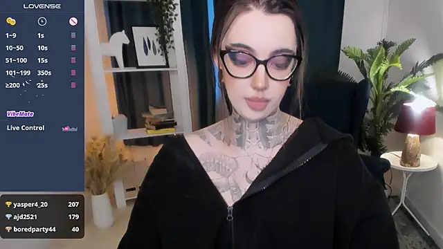 Dixi Pixi  online show from May 2026 10:58:01 AM