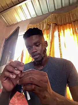 Snapshot of HottSledge chatting on March 2025 01:17:02 PM HottSledge online show from March 2025 01:17:02 PM