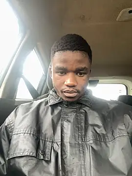 Snapshot of HottSledge chatting on November 2025 05:12:03 AM HottSledge online show from November 2025 05:12:03 AM