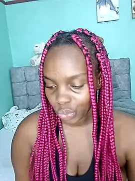 Snapshot of freaky_j_ chatting on December 2024 04:31:02 AM freaky j  online show from December 2024 04:31:02 AM