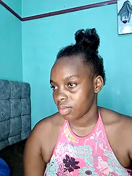 Snapshot of freaky_j_ chatting on December 2024 05:37:01 AM freaky j  online show from December 2024 05:37:01 AM