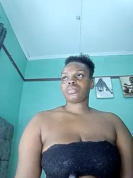 Snapshot of freaky_j_ chatting on January 2025 09:39:02 PM freaky j  online show from January 2025 09:39:02 PM