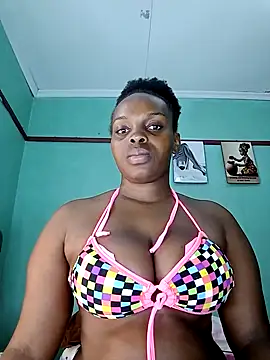 Snapshot of freaky_j_ chatting on January 2025 04:37:02 AM freaky j  online show from January 2025 04:37:02 AM