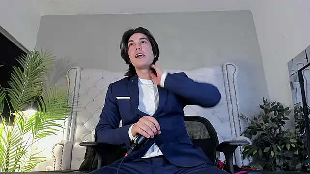 Karimferrer online show from December 2025 07:53:01 PM