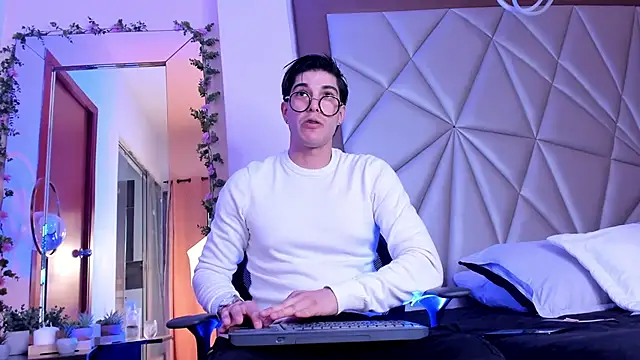 Karimferrer online show from January 2026 08:03:02 PM