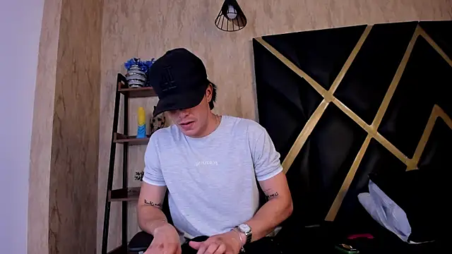 Karimferrer online show from April 2026 08:18:02 AM