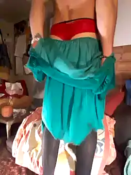 Snapshot of willinganalslut2 chatting on December 2024 10:27:02 PM willinganalslut2 online show from December 2024 10:27:02 PM