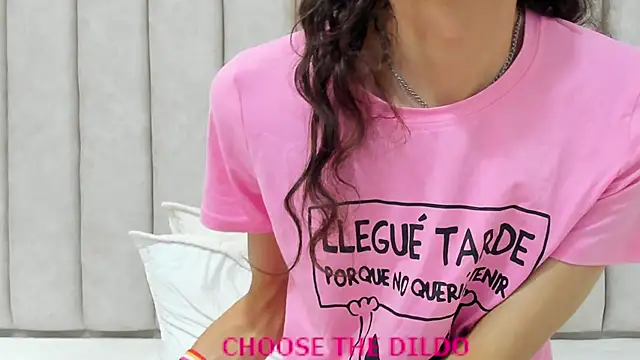 Snapshot of FreyaMoller chatting on September 2025 06:13:02 PM FreyaMoller online show from September 2025 06:13:02 PM