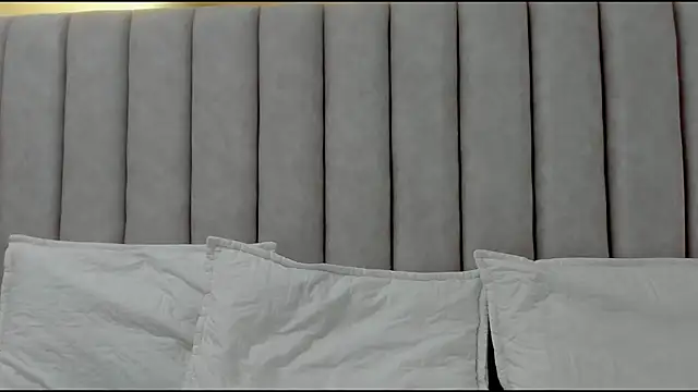 Snapshot of FreyaMoller chatting on December 2025 02:22:01 PM FreyaMoller online show from December 2025 02:22:01 PM