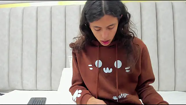 Snapshot of FreyaMoller chatting on February 2026 06:56:01 PM FreyaMoller online show from February 2026 06:56:01 PM