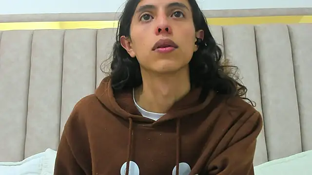 Snapshot of FreyaMoller chatting on February 2026 07:02:02 PM FreyaMoller online show from February 2026 07:02:02 PM