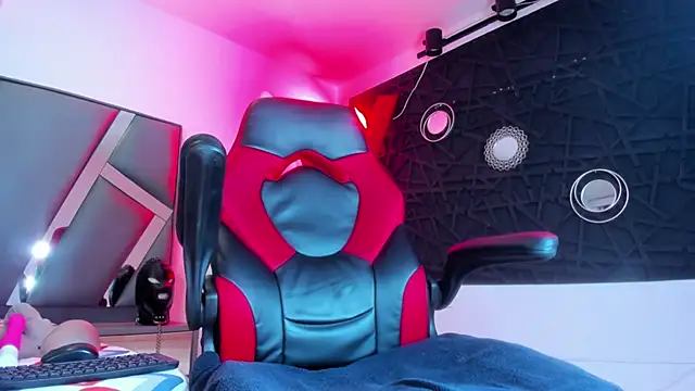 Ivannaakozlov  online show from March 2025 12:07:02 AM