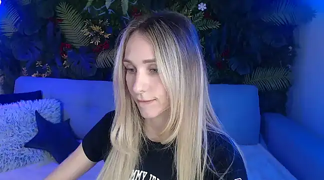 Horny Blond online show from March 2025 09:02:02 AM