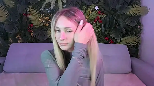 Horny Blond online show from September 2025 08:03:01 AM