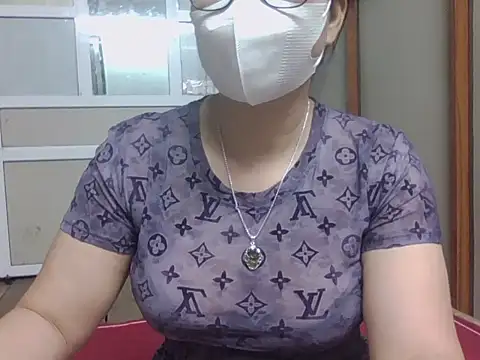 MaiHuong77 online show from October 2025 12:44:02 AM