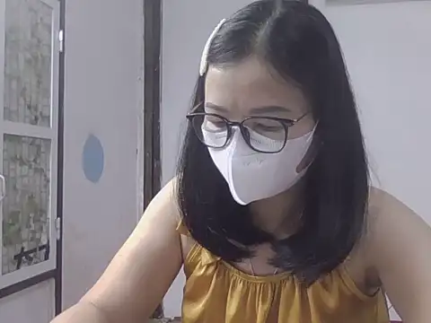 MaiHuong77 online show from October 2025 02:56:01 AM