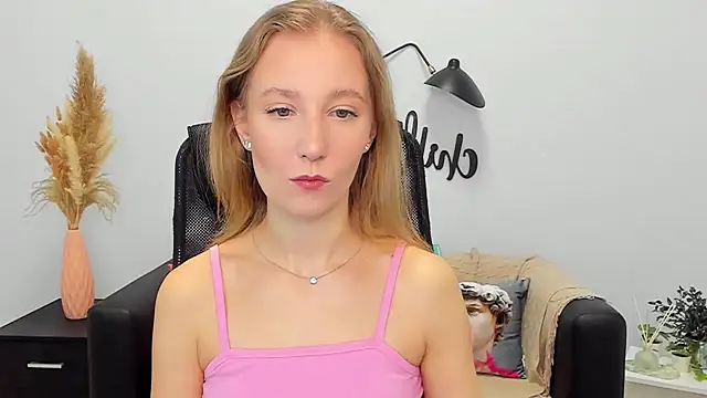 LolaWilsons online show from February 2025 06:18:02 AM