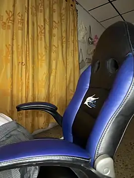 Snapshot of hurrem_18 chatting on September 2025 10:10:02 PM hurrem 18 online show from September 2025 10:10:02 PM