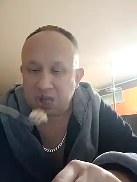 Snapshot of dikas45xxx chatting on December 2024 05:52:02 AM dikas45xxx online show from December 2024 05:52:02 AM