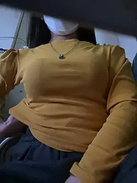 Tuongvy05 online show from December 2024 03:00:02 PM