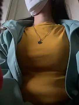 Tuongvy05 online show from December 2024 03:53:02 PM