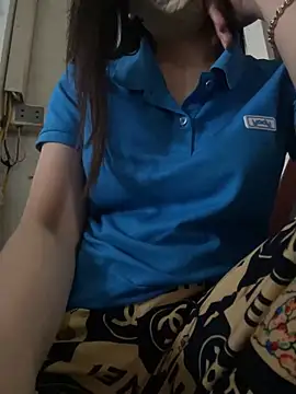 Snapshot of Tuongvy05 chatting on March 2026 07:05:01 AM Tuongvy05 online show from March 2026 07:05:01 AM