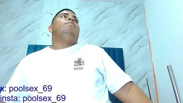 Snapshot of Poolsex_69 chatting on January 2025 09:40:02 PM Poolsex 69 online show from January 2025 09:40:02 PM