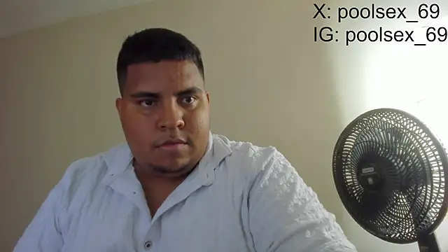 Snapshot of Poolsex_69 chatting on September 2025 06:40:02 PM Poolsex 69 online show from September 2025 06:40:02 PM