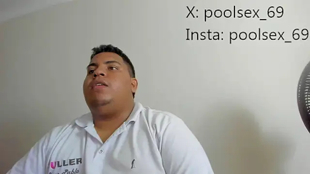 Snapshot of Poolsex_69 chatting on September 2025 06:02:02 PM Poolsex 69 online show from September 2025 06:02:02 PM