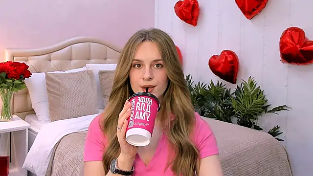 RozzitaBedberry online show from March 2025 04:22:01 PM