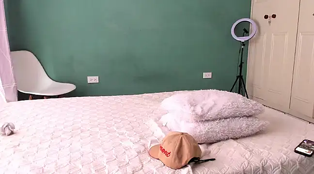 Chandler ken online show from February 2025 03:10:01 PM