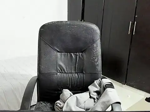 Chandler ken online show from September 2025 04:23:01 AM