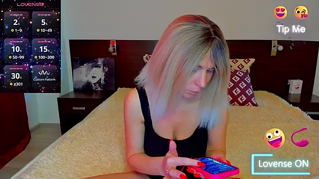 Hanna Becrett17 online show from March 2025 10:24:02 AM