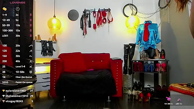 Snapshot of LiaTaylorr chatting on March 2025 07:06:01 PM LiaTaylorr online show from March 2025 07:06:01 PM