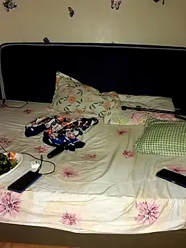 Snapshot of Queen-sluty2 chatting on February 2025 08:28:01 PM Queen-sluty2 online show from February 2025 08:28:01 PM