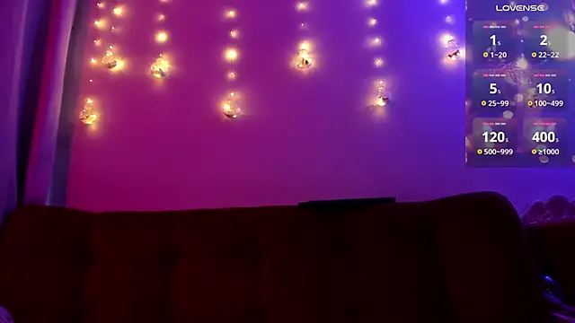 Snapshot of ohpetitemuse chatting on November 2025 07:23:01 PM ohpetitemuse online show from November 2025 07:23:01 PM