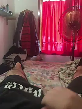 Snapshot of luchoterro chatting on December 2024 03:16:02 PM luchoterro online show from December 2024 03:16:02 PM