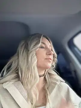 Snapshot of Crazy-Rosa chatting on February 2026 06:14:02 AM Crazy-Rosa online show from February 2026 06:14:02 AM