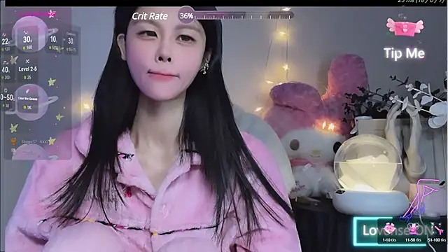 Snapshot of O0_0Q chatting on December 2024 05:11:01 PM O0 0Q online show from December 2024 05:11:01 PM