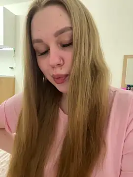 Marylallka5 online show from April 2026 03:05:01 PM