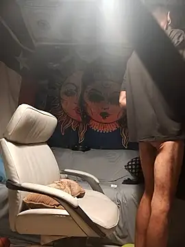 Gillygilly76 online show from January 2026 11:18:02 PM