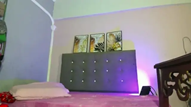 sexy-luna-star-ts online show from December 2025 07:10:01 PM